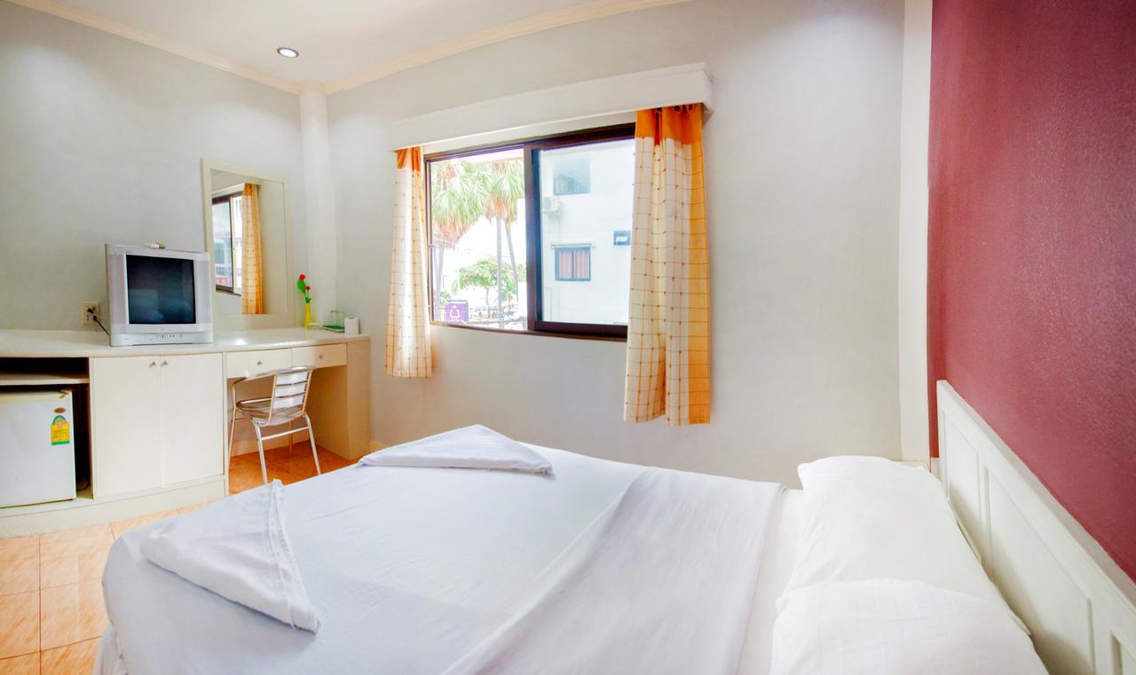 G.I Lodge Jomtien Beach Eksteriør billede